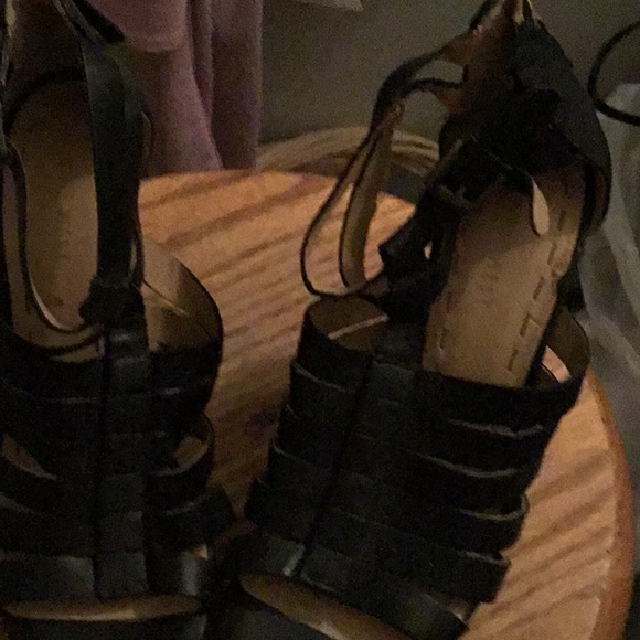 Shoes - Picture 3 of 3